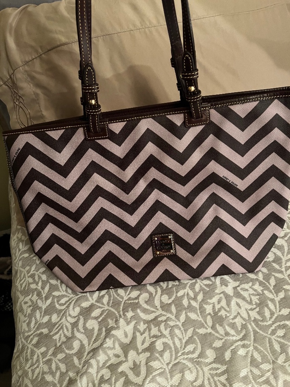 Dooney&Bourke Brown Shoulder Bag
